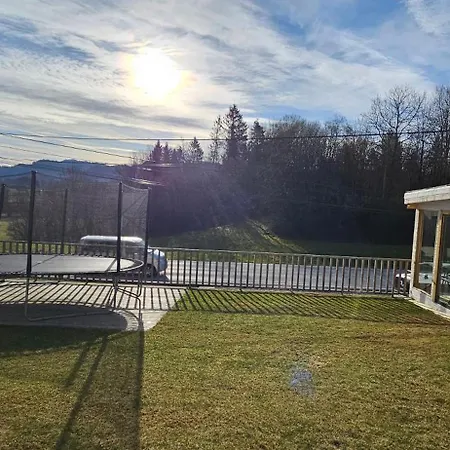 Familie Bolig Med Hage Villa