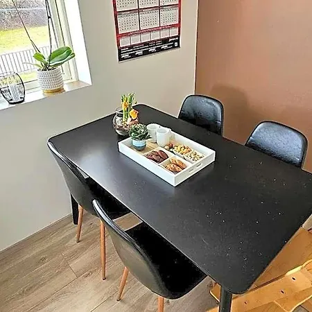 Familie Bolig Med Hage Villa Lyngdal